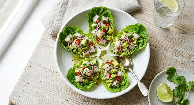 Ceviche vom Wolfsbarsch mit Avocado, Limette und Koriander