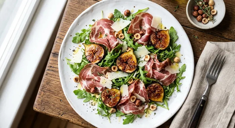 Coppa met gegrilde vijgen, rucola en pecorino